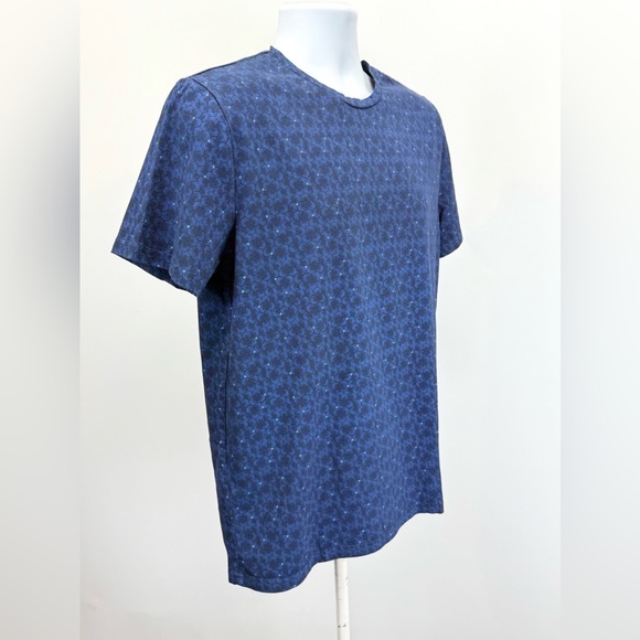 🛍️DALYDRESS Navy blue geometric print Men’s pullover size L. - Picture 7 of 12